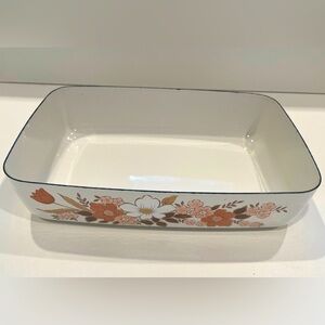 VTG Kingsbury “Dogwood” Enamel Over Steel Baking Dish.